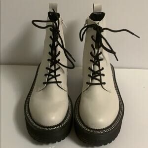 BERSHKA WHITE LACE‎ UP COMBAT BOOTS SIZE 40